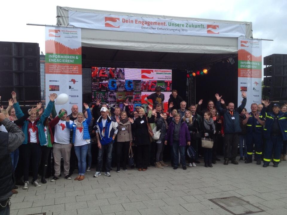 Abschlussfoto des Deutschen Entwicklungstages 2013 in Kiel.